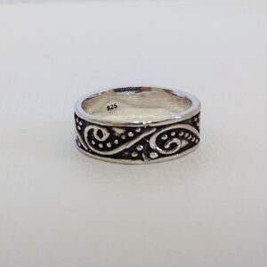 Scroll Sterling Silver Band Ring Size 9
